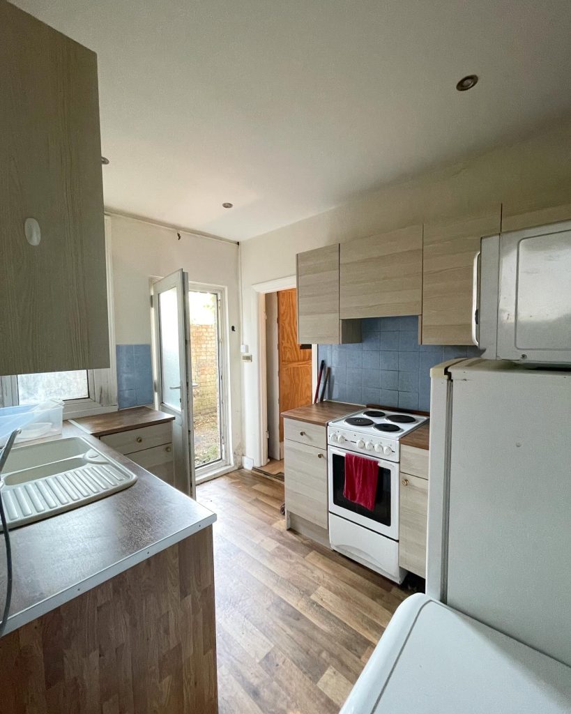 Temple Road Interior Before