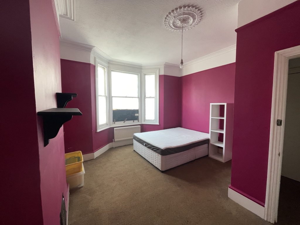 Temple Road Interior Before