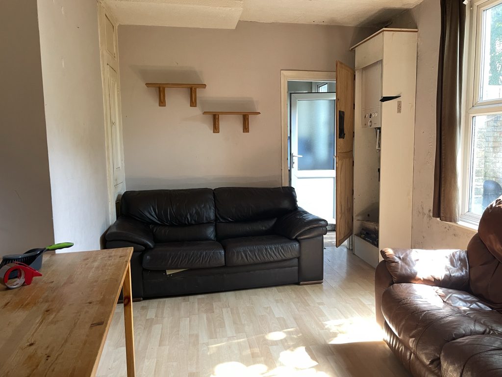 Temple Road Interior Before